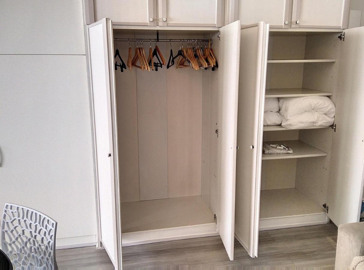 Constellation Apartment ฌวง-เลส์-แป็งส์ ภายนอก รูปภาพ
