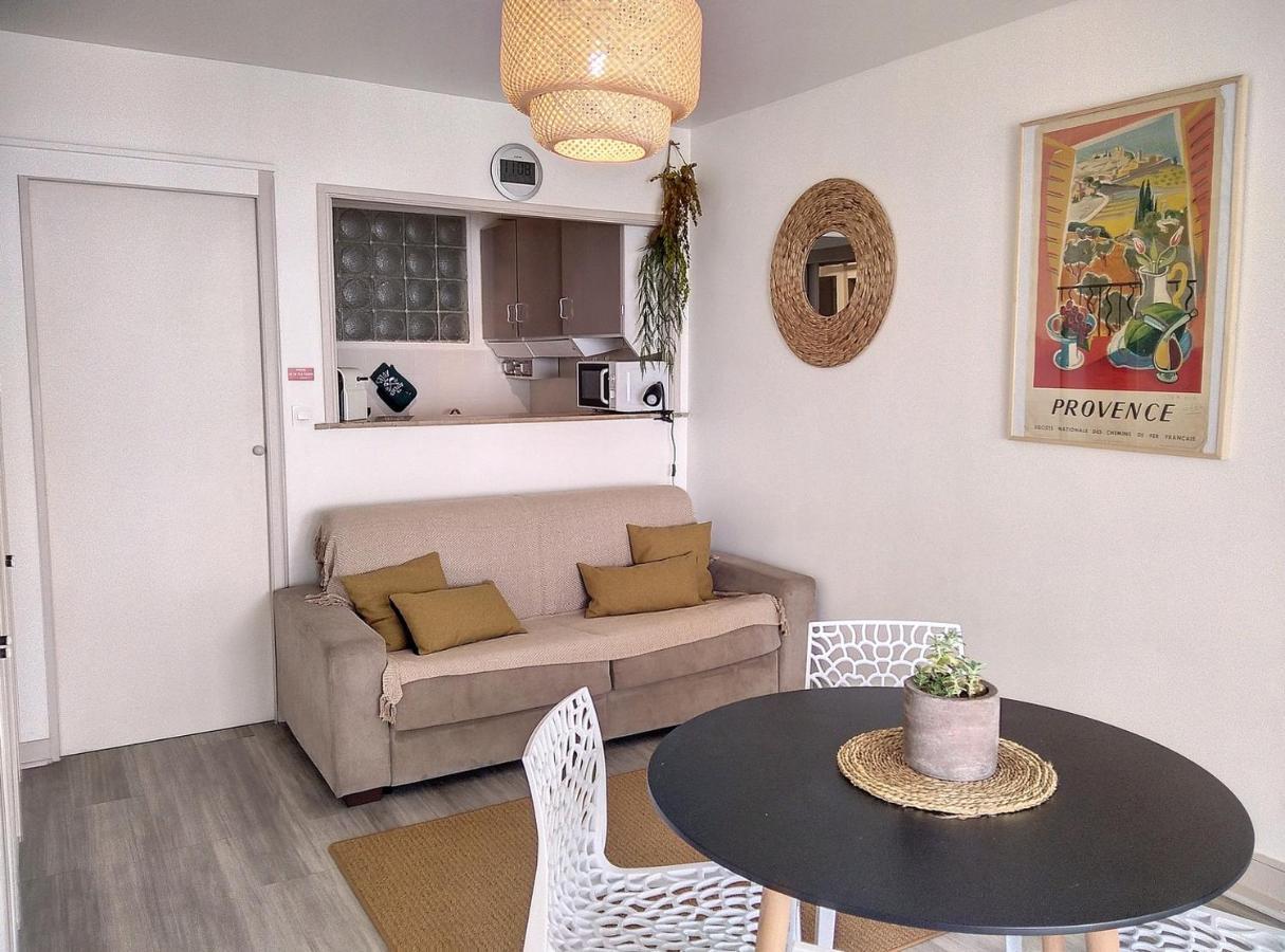 Constellation Apartment ฌวง-เลส์-แป็งส์ ภายนอก รูปภาพ