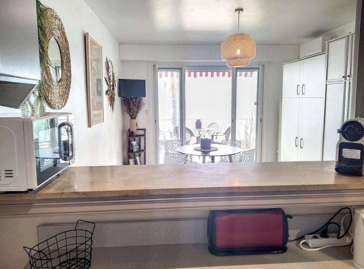 Constellation Apartment ฌวง-เลส์-แป็งส์ ภายนอก รูปภาพ
