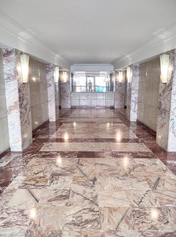 Constellation Apartment ฌวง-เลส์-แป็งส์ ภายนอก รูปภาพ