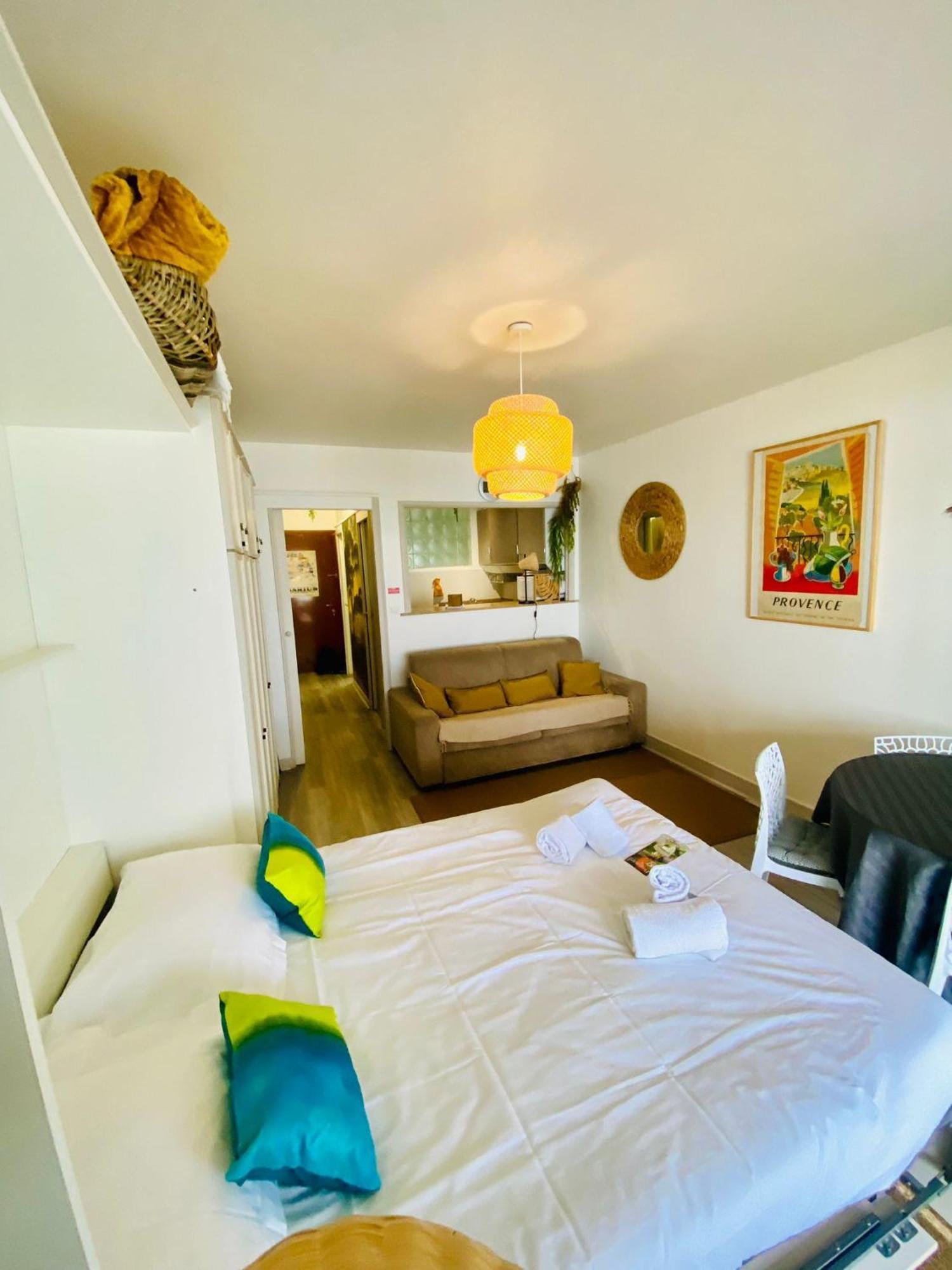 Constellation Apartment ฌวง-เลส์-แป็งส์ ภายนอก รูปภาพ