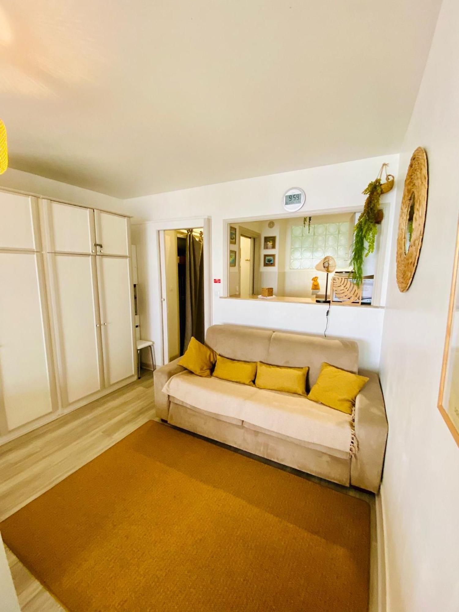 Constellation Apartment ฌวง-เลส์-แป็งส์ ภายนอก รูปภาพ